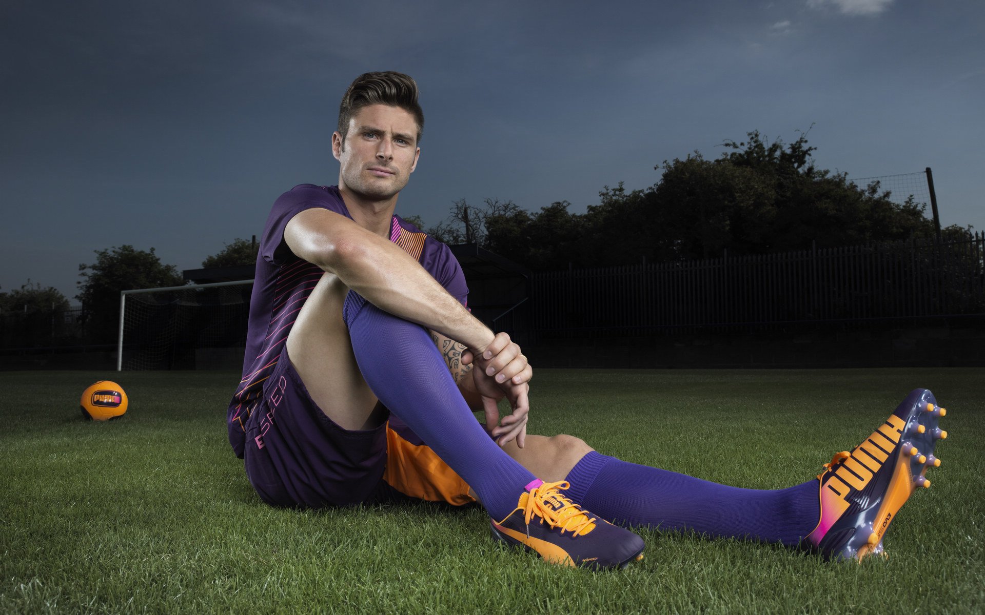 魔术关键战突围开拓者,霍勒迪在英超争冠接管比赛