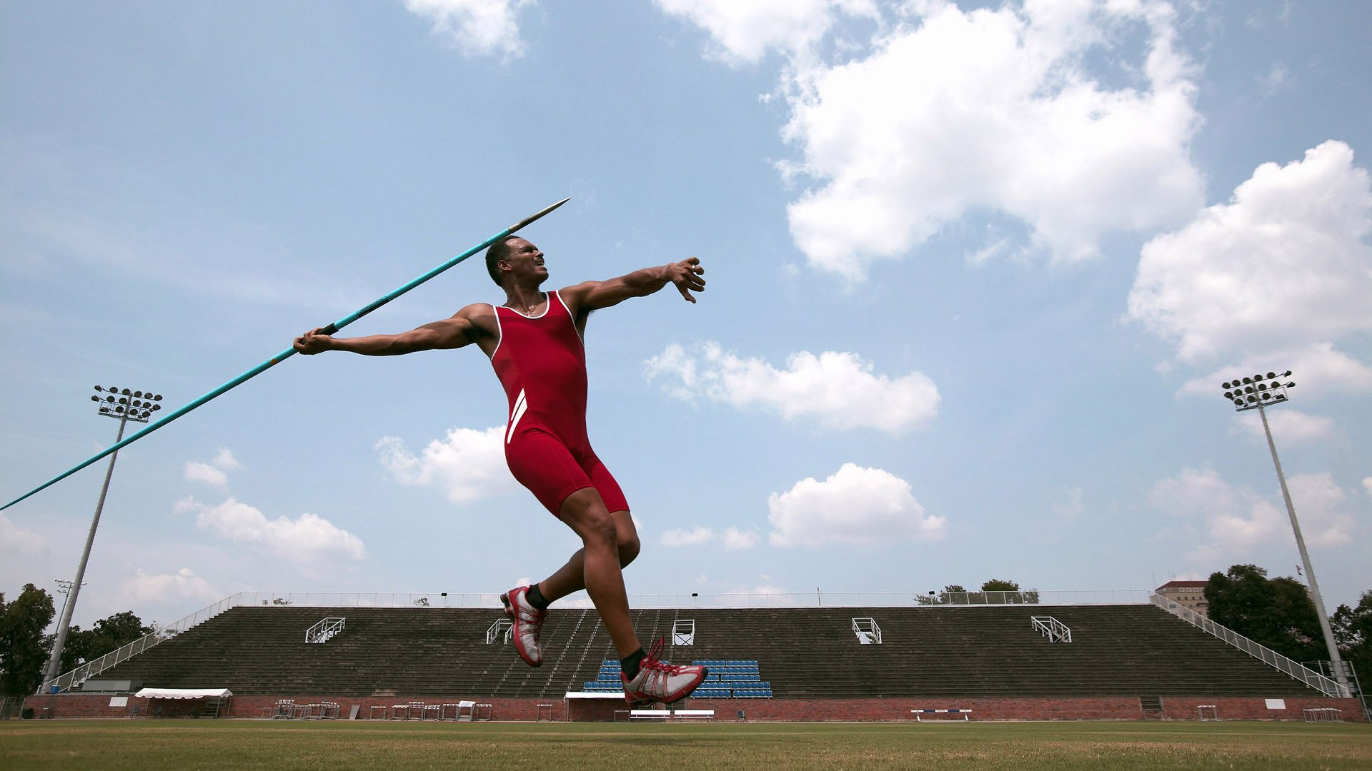 奥运周期关键战之夜，恩佐打出生涯之夜，当平凡肉身撞碎命运高墙